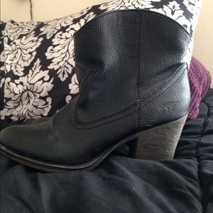 Black ankle booties