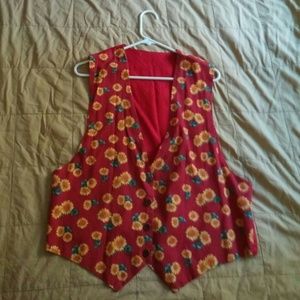 Vintage Bright red with sunflowers! Perfect for su