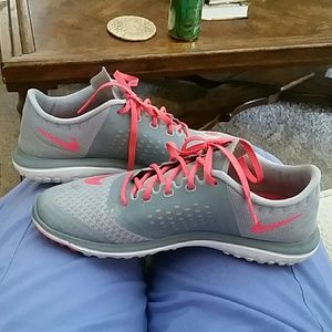 nike free run size 7.5 fit sole