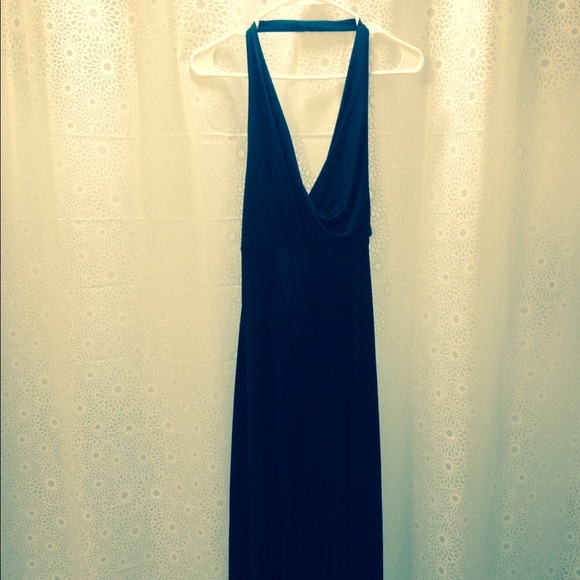 BCBG 🎥 RED CARPET 🎥 FULL LENGTH HALTER GOWN😱 - Picture 3 of 4