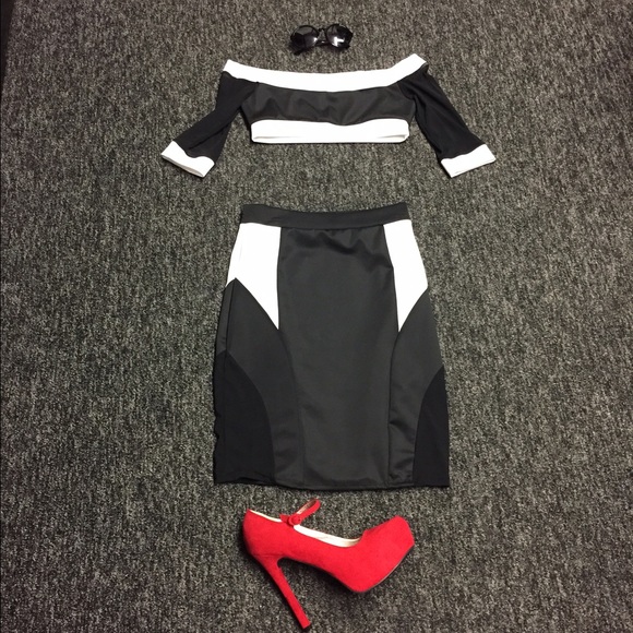 ❗️LAST CHANCE ❗️Crop top and skirt set S/M - Picture 2 of 4