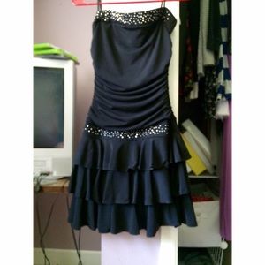 Strapless Formal Dress