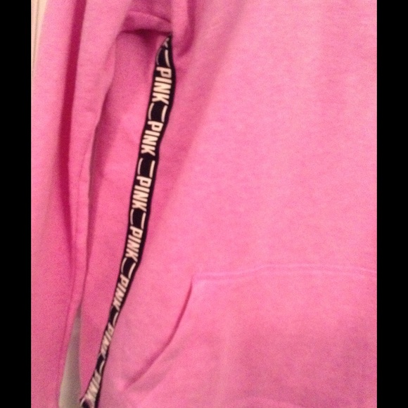 VS Pink Purple Logo Half Zip - Picture 3 of 4