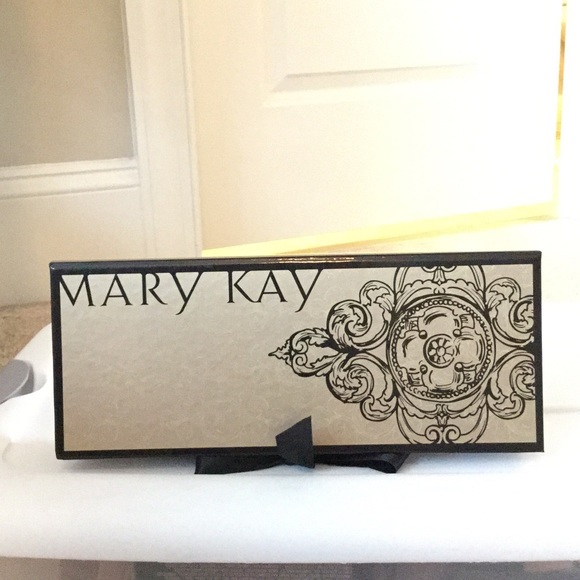 Mary Kay perfume gift set