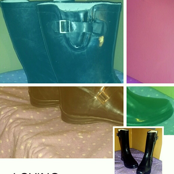 Black Rain Boots Nicely Worn