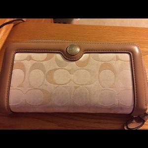 Coach wallet