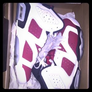 Carmine's size 5.5
