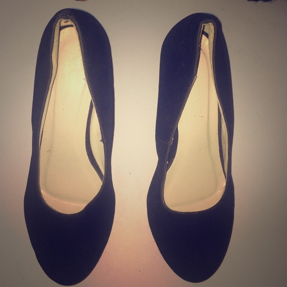 Black suede wedges