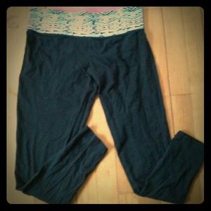Aztec banded skinny yoga pants!