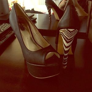 Black and with heels