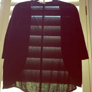 cute mid length sleeve cardigan(NEVER WORN)