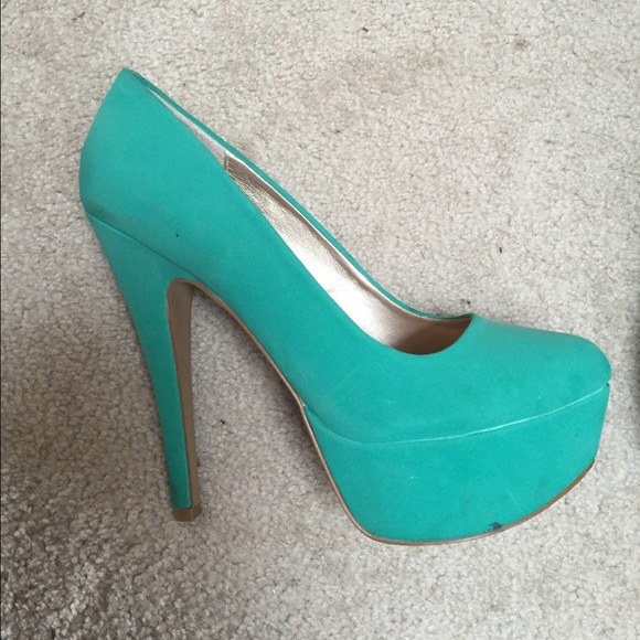 Turquoise Pumps