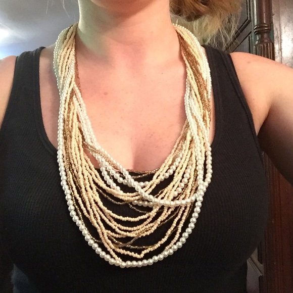Multi strand pearl necklace - Picture 1 of 3