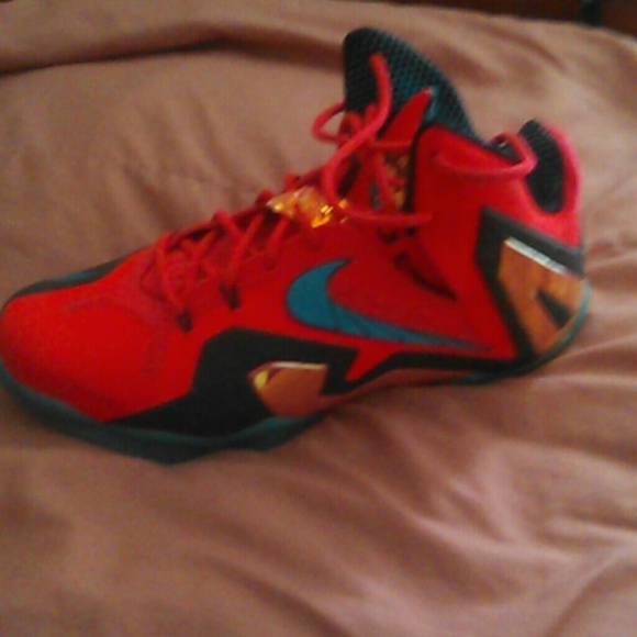 Lebron 11 elite hero