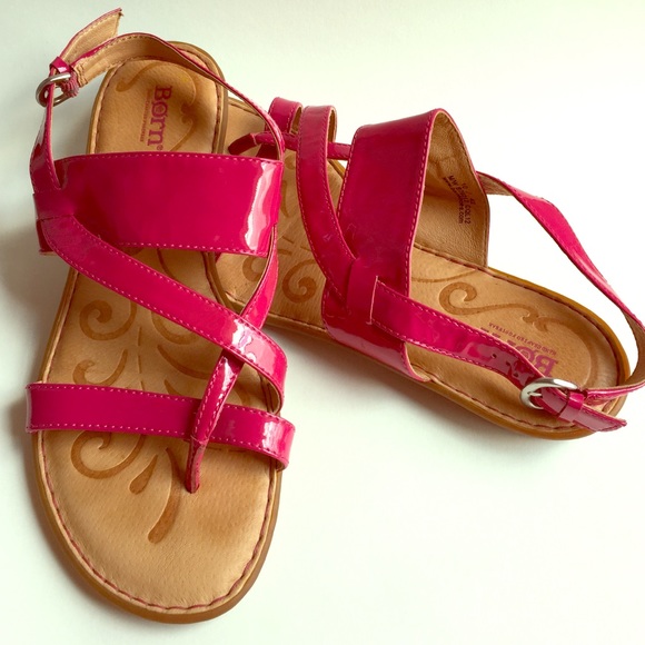 BORN Fuschia Pink Summer Sandels