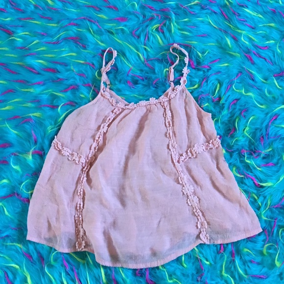 Love Culture Tops - •FINAL SALE• Baby Pink Daisy Top✨