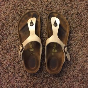 Creme Birkenstock Sandals
