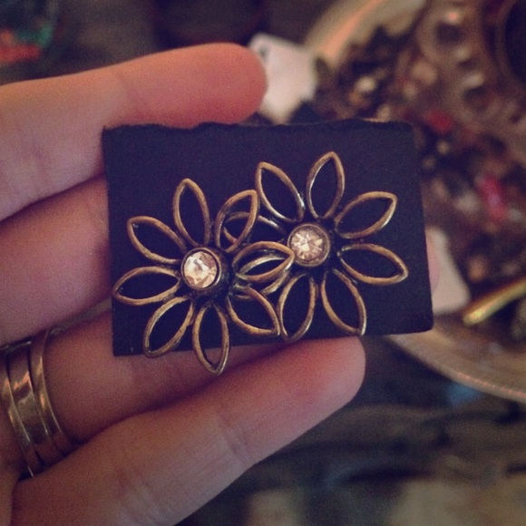 Boutique earrings