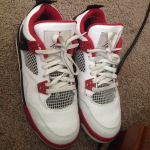 Fire red 4s