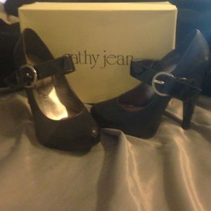 Size 9 CathyJean, Navy blue