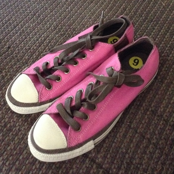 Converse Shoes - NWOT Dark Pink Converse