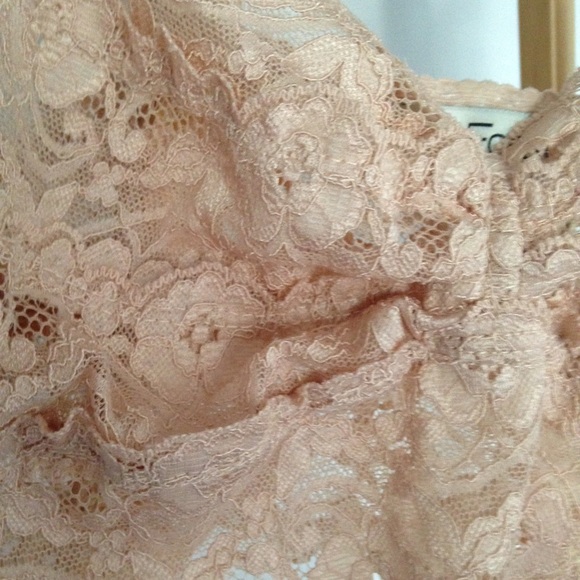 「SOLD」Pink Lace Bralette - Picture 2 of 2