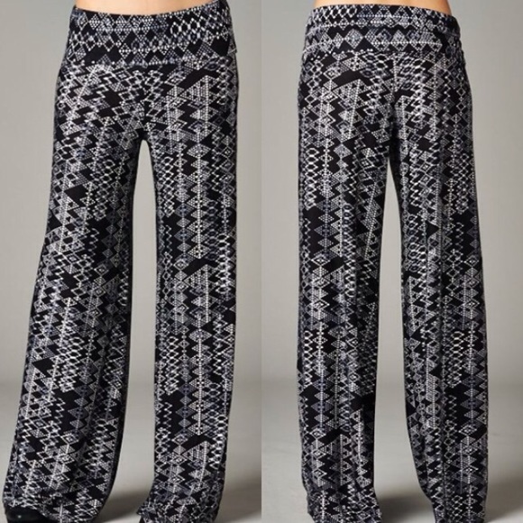 LAST pair - sale🎉🎉🎉 palazzo pants - Picture 4 of 4