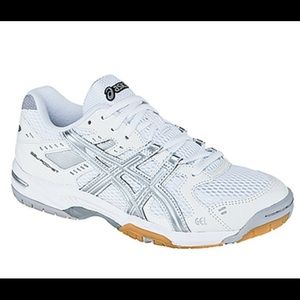 BRAND NEW WHITE ASICS VOLLEYBALL SHOES