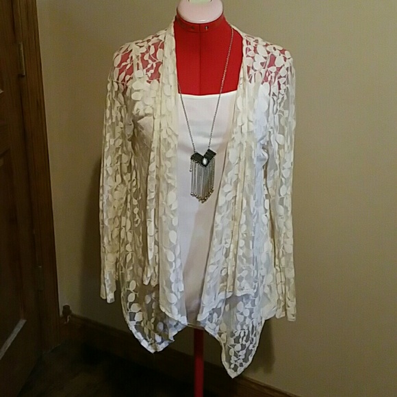 Peppermint Ivory Shawl