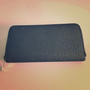 Textured Black Wallet w/ Gold Zipper