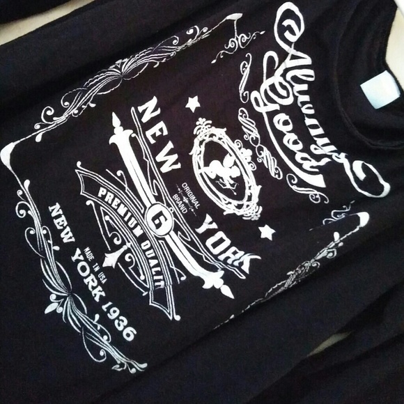 Top - Picture 2 of 3