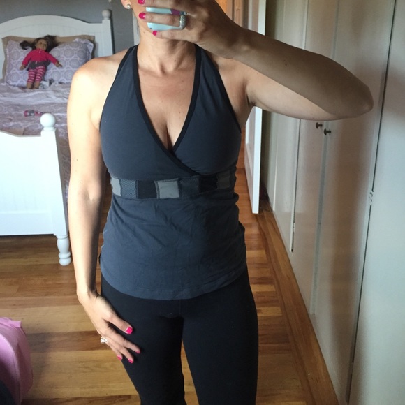 Lulu lemon sports bra