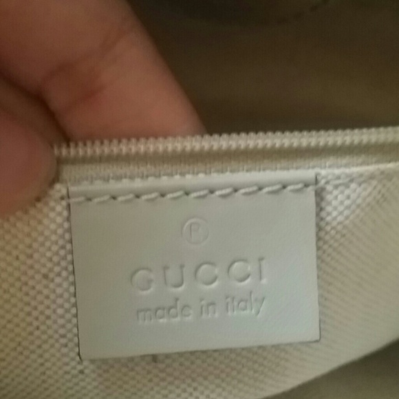 AUTHENTIC Gucci handbag - Picture 2 of 4