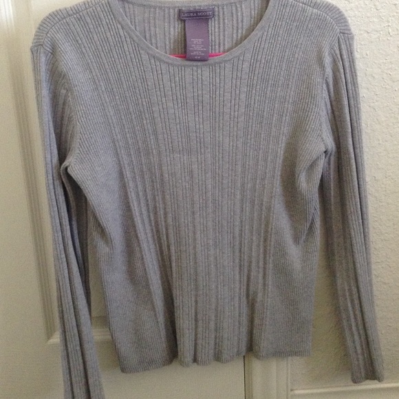 Grey sweater