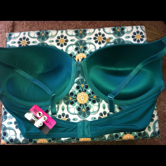 🍃SOLD🍃BRA - Picture 2 of 4