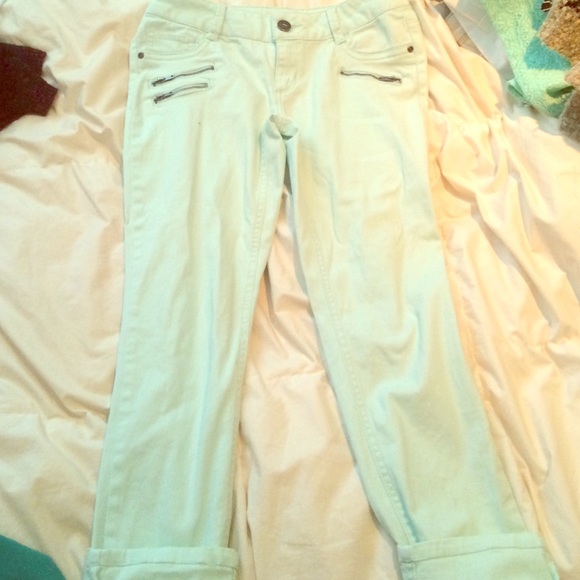 Light green Capri jeans