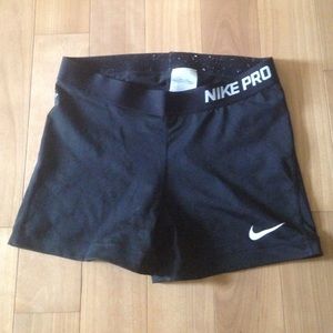 Black nike pros