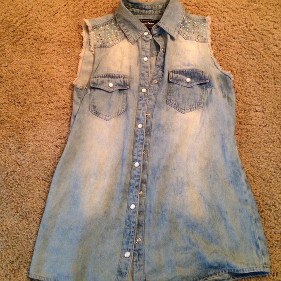 Blue Jean Cut Off - Picture 1 of 4