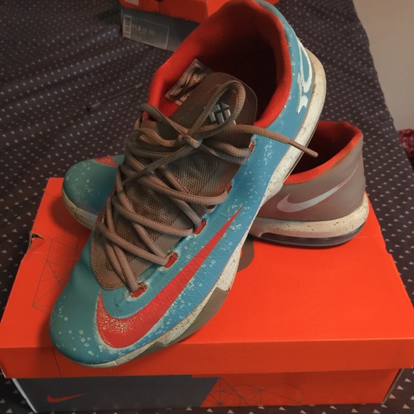 Men KD VI size 11
