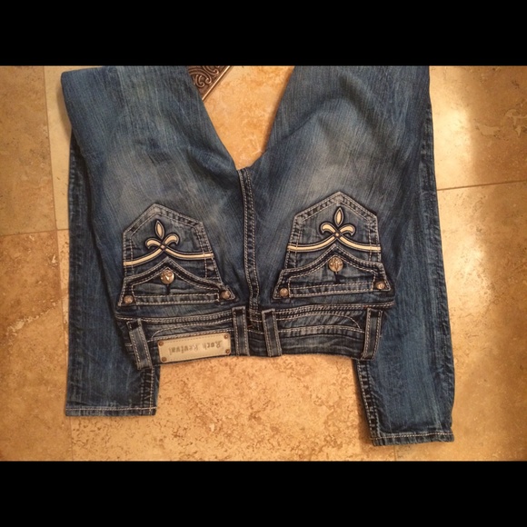 Rock revivals skinny jeans
