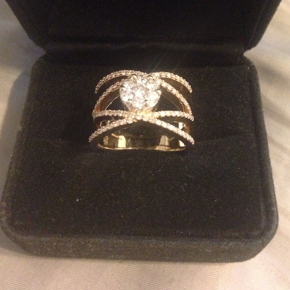 1CTWTT 14K Gold Ring