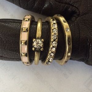 NWOT set of 4 beautiful jeweled gold rings