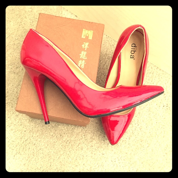4" red stilettos