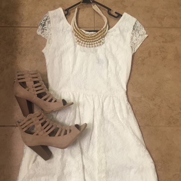 Lace printed dress - Picture 1 of 1
