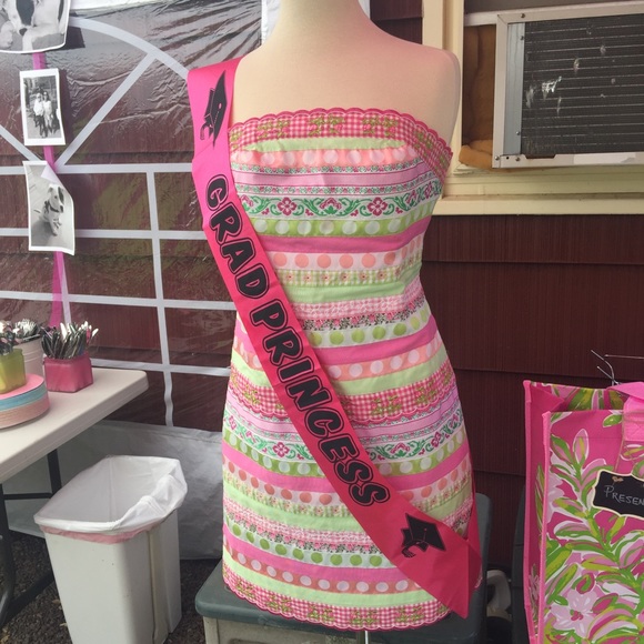Lily Pulitzer size 8 strapless ribbon dress
