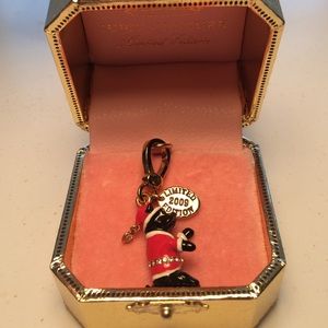 SOLD IN BUNDLE Juicy Couture limited edition '09