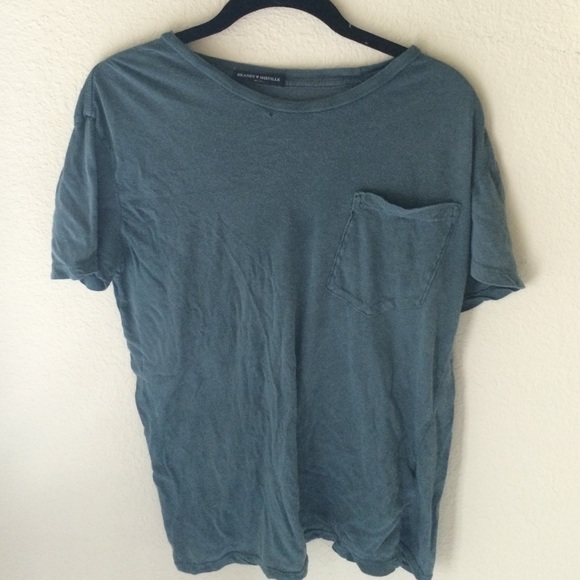 BRANDY MELVILLE green top