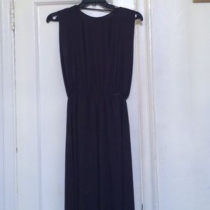 Black long sun 👗| long V cut in the back