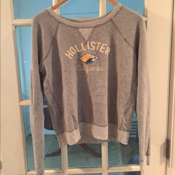 Hollister crew neck sweatshirt