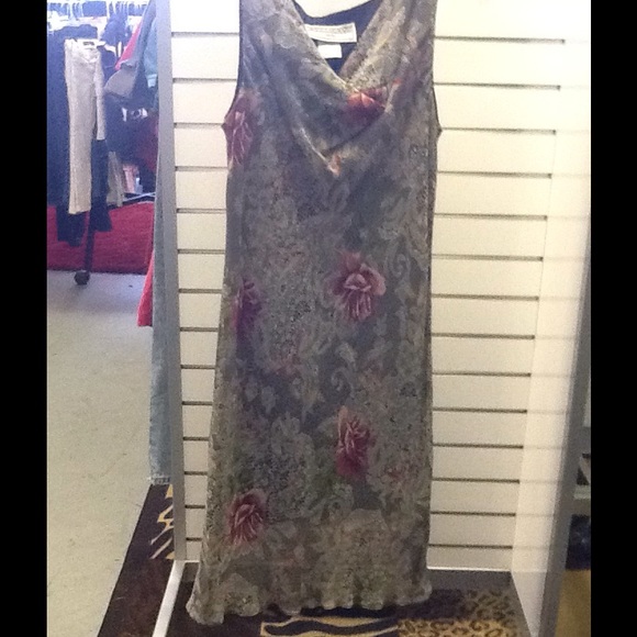 Jessica Howard floral dress